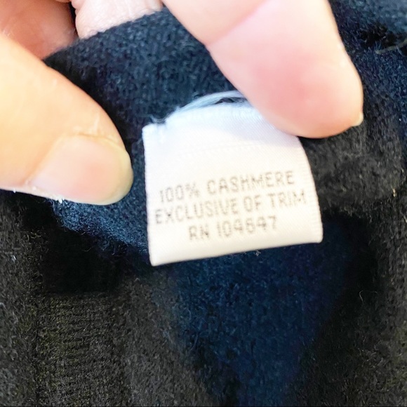 Talbots Black Cashmere Appliquéd V-neck Sweater Women’s Size Large - Picture 6 of 12